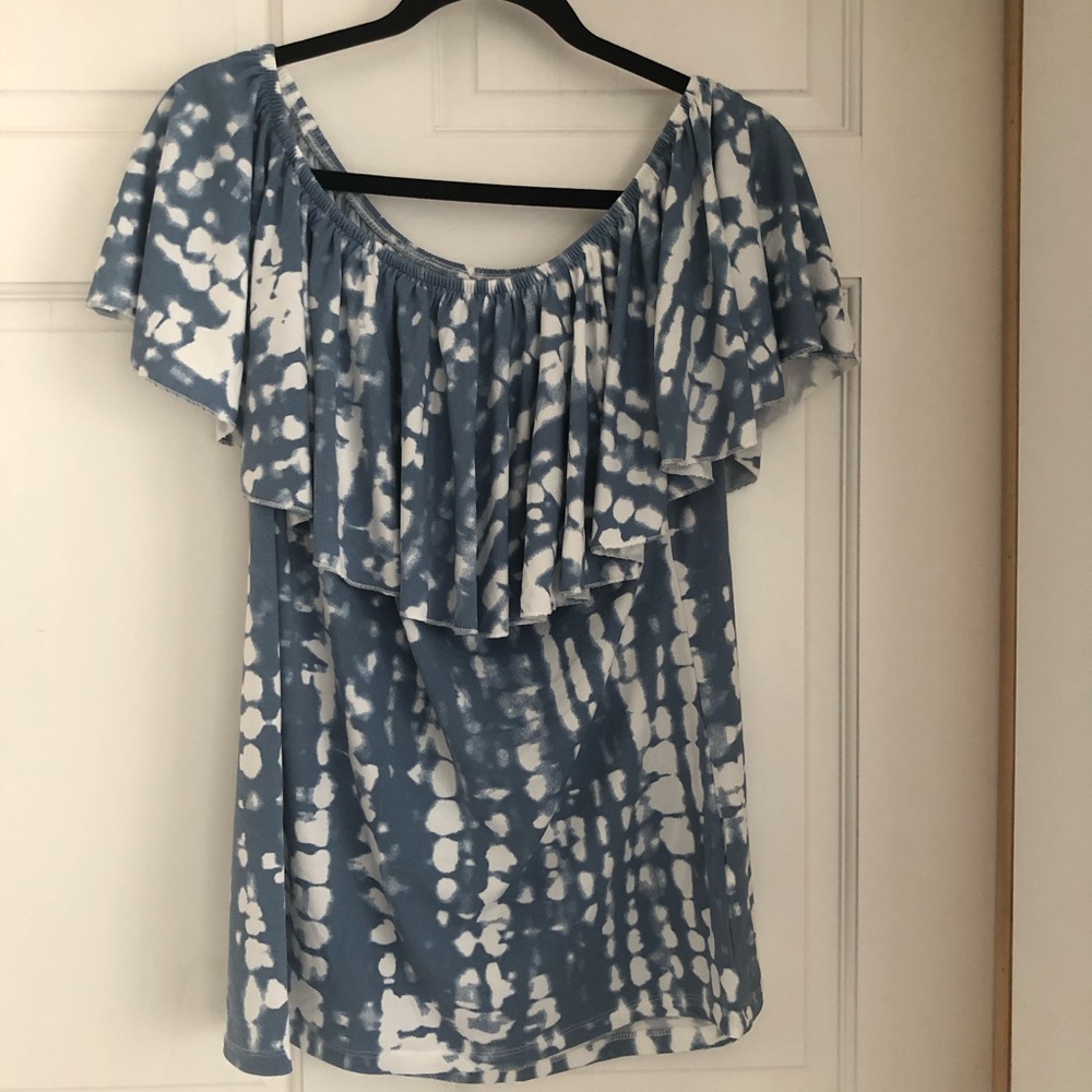 LulaRoe Blue and White Alana Blouse